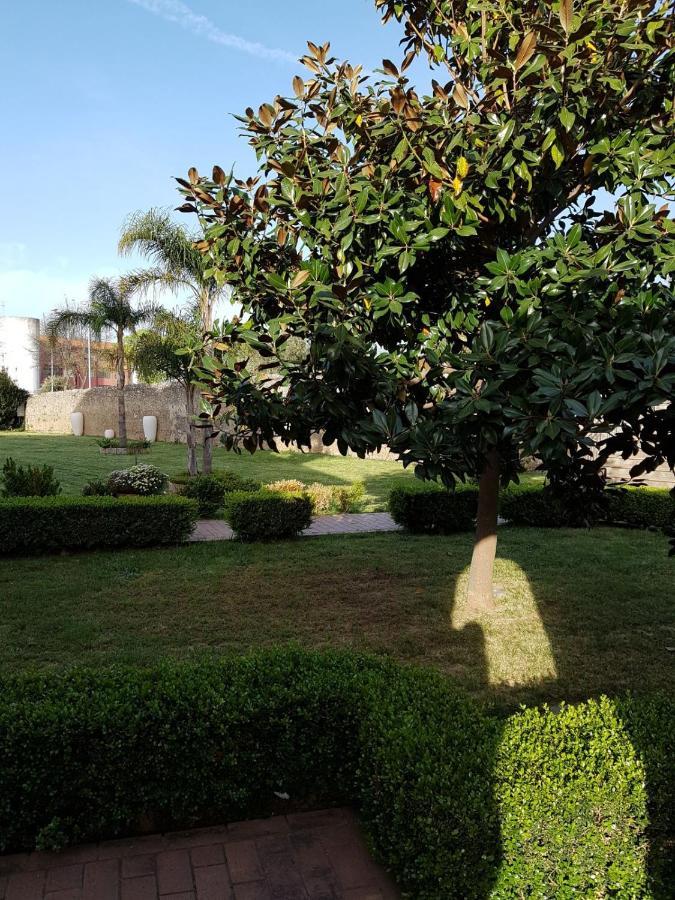 Готель I Giardini Del Novecento Ламеція-Терме Екстер'єр фото